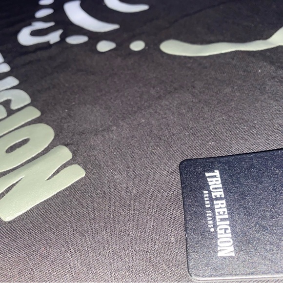 BRAND NEW authentic True Religion Buddha t-shirt. - Picture 5 of 5